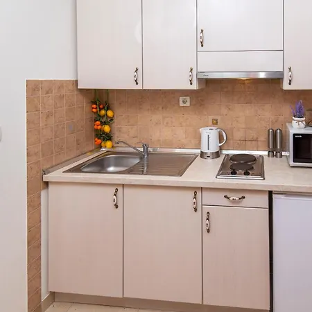 1 Bedroom Amazing In *