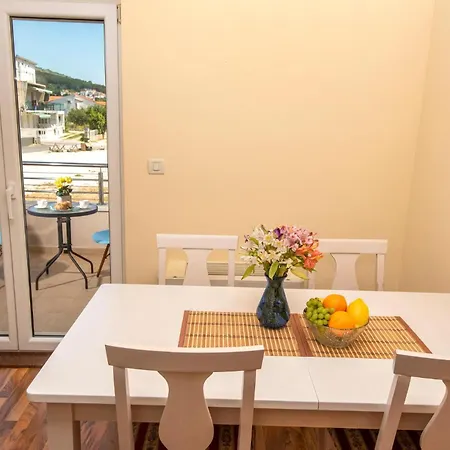 1 Bedroom Amazing In * Podstrana